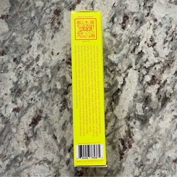 Benefit Make it Bang Transparent Face Primer 30 mL New in Box - Picture 2 of 7